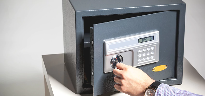 Jewelry Safe Unlocking Service in Placentia, California